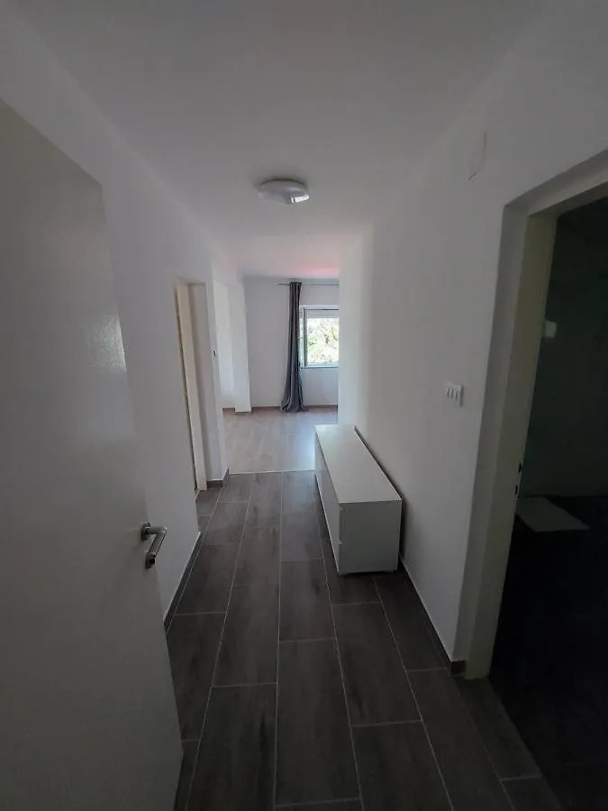 Apartments Novak Klenovica