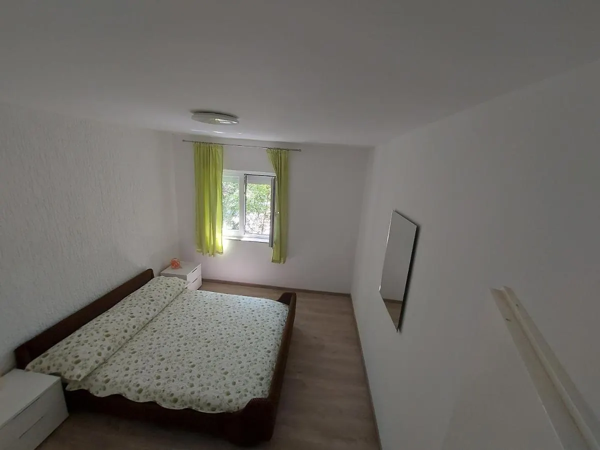 Apartments Novak Klenovica
